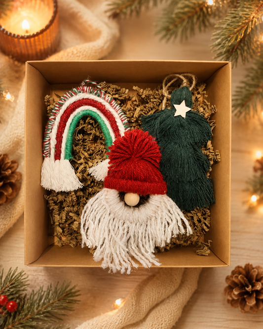 Χειροποίητο Χριστουγεννιάτικο Gift Box – 3 Στολίδια